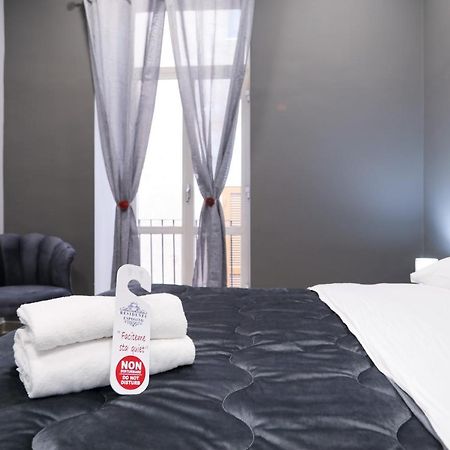 Residenza Esposito Economy Rooms Neapel Exteriör bild
