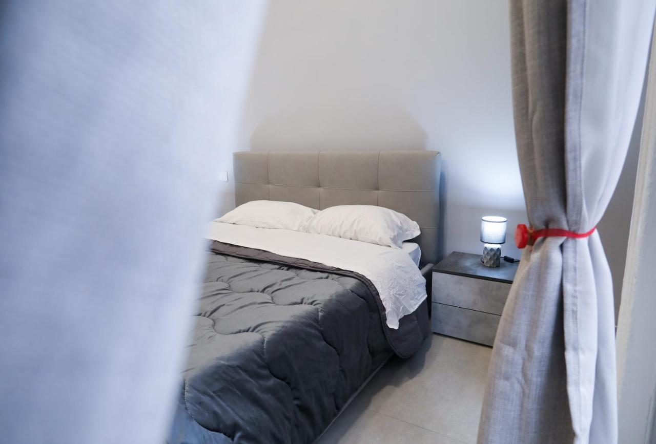 Residenza Esposito Economy Rooms Neapel Exteriör bild